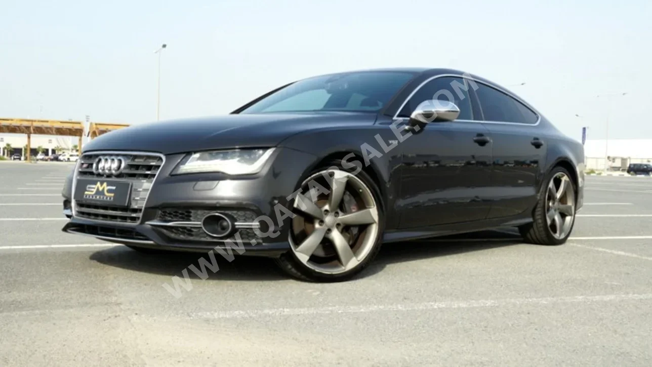 Audi  S  7  2014  Automatic  119,000 Km  8 Cylinder  All Wheel Drive (AWD)  Sedan  Dark Gray