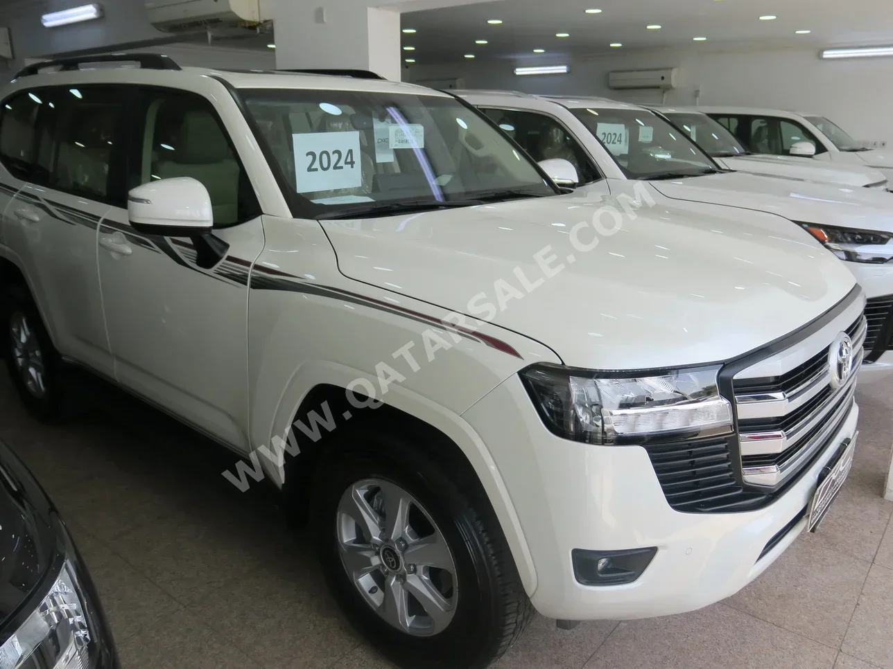 Toyota  Land Cruiser  GXR  2024  Automatic  0 Km  6 Cylinder  Four Wheel Drive (4WD)  SUV  White  With Warranty