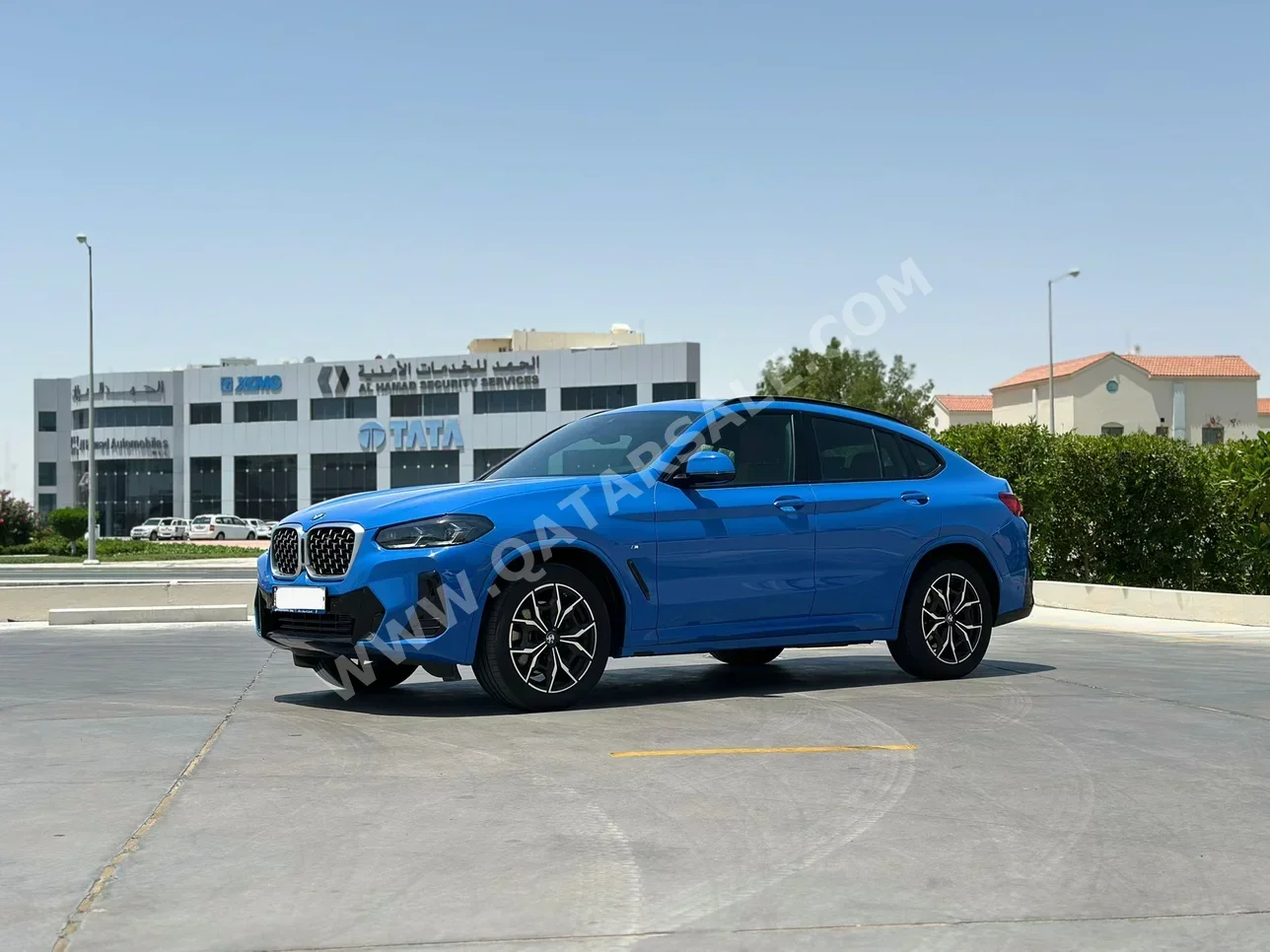 BMW  X-Series  X4  2022  Automatic  14٬000 Km  4 Cylinder  Four Wheel Drive (4WD)  SUV  Blue  With Warranty