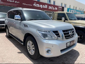 Nissan  Patrol  Platinum  2015  Automatic  200,000 Km  8 Cylinder  Four Wheel Drive (4WD)  SUV  Silver