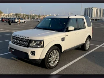 Land Rover  LR4  2015  Automatic  140,000 Km  6 Cylinder  Four Wheel Drive (4WD)  SUV  White