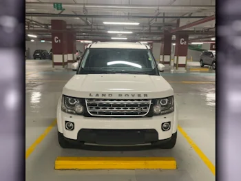 Land Rover  LR4  2015  Automatic  138,000 Km  6 Cylinder  Four Wheel Drive (4WD)  SUV  White