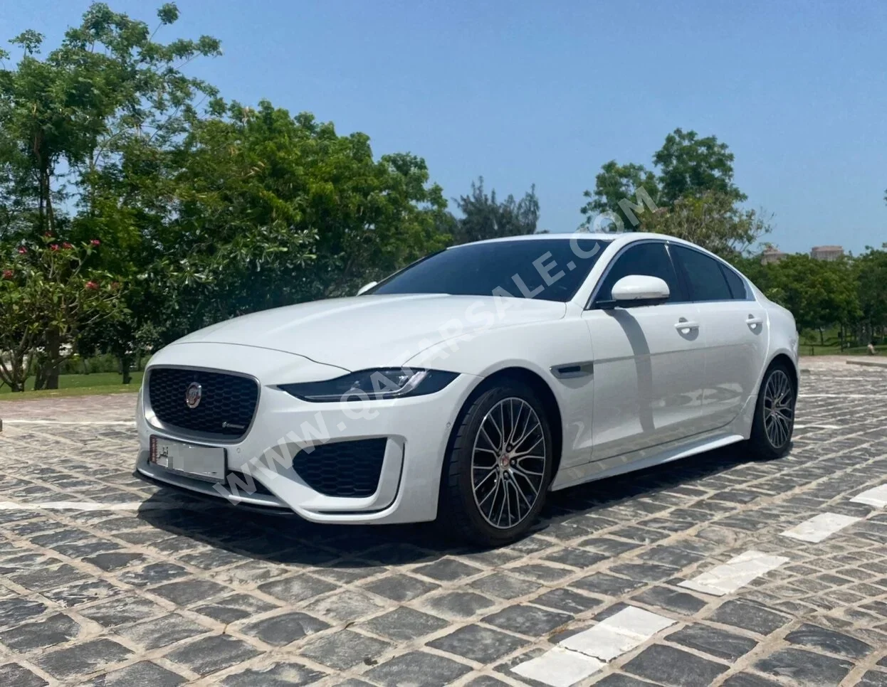 Jaguar  XE  R Dynamic  2020  Tiptronic  38,412 Km  4 Cylinder  Rear Wheel Drive (RWD)  Sedan  White  With Warranty