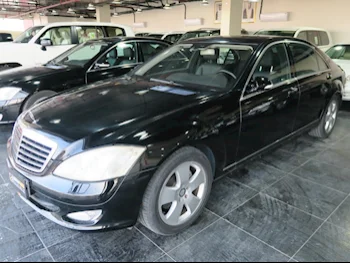 Mercedes-Benz  S-Class  350  2008  Automatic  90,000 Km  6 Cylinder  Rear Wheel Drive (RWD)  Sedan  Black