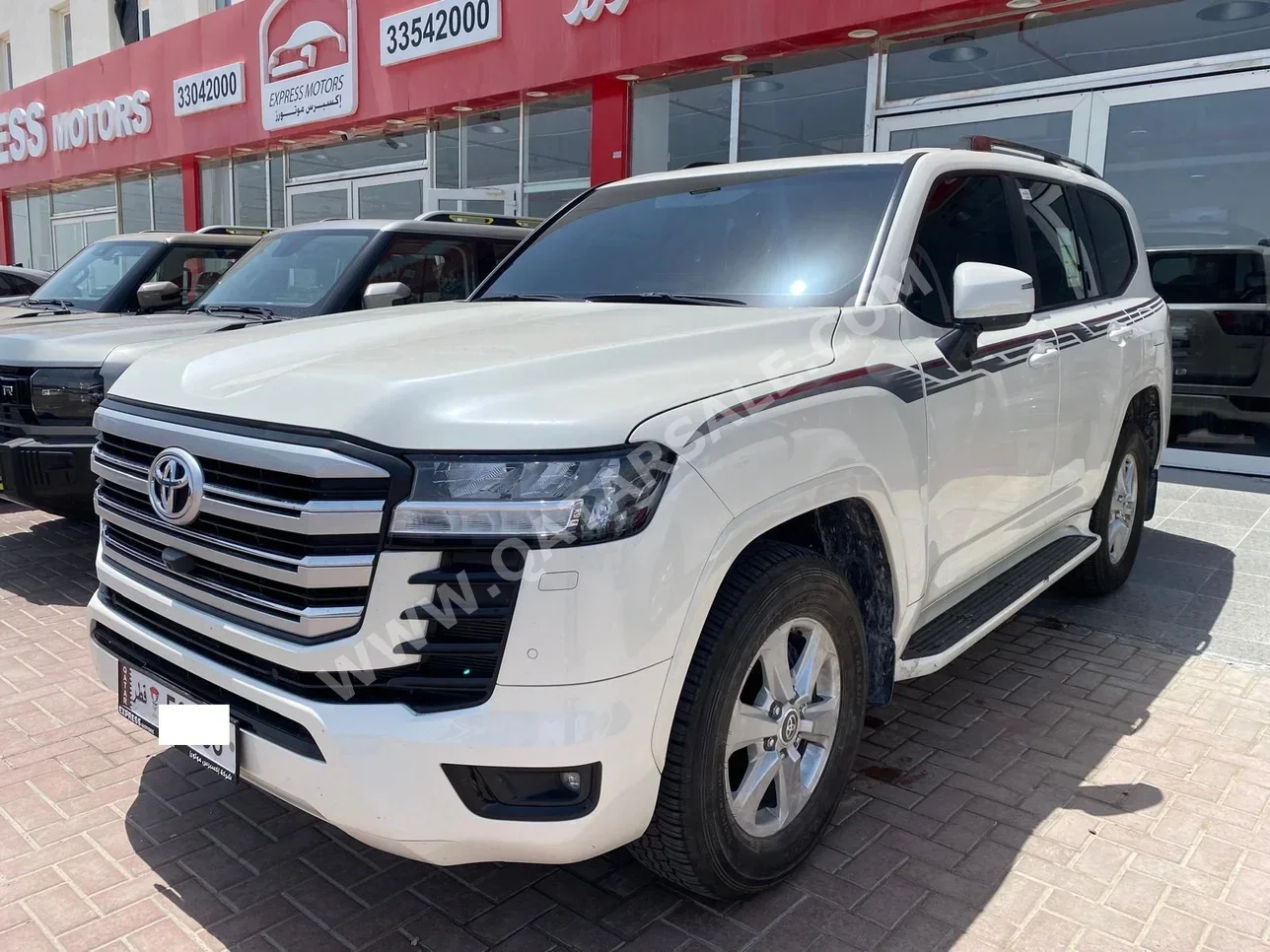 Toyota  Land Cruiser  GXR Twin Turbo  2023  Automatic  31,000 Km  6 Cylinder  Four Wheel Drive (4WD)  SUV  White  With Warranty