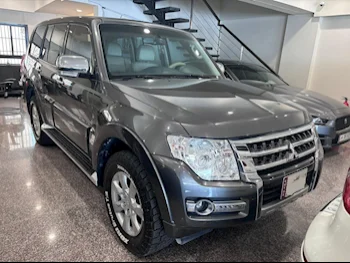 Mitsubishi  Pajero  3.5  2022  Automatic  9,000 Km  6 Cylinder  Four Wheel Drive (4WD)  SUV  Gray  With Warranty