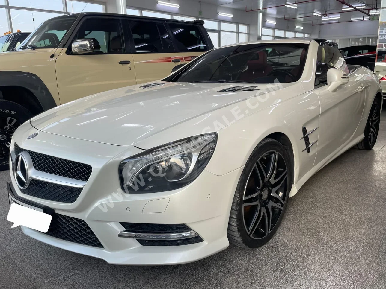 Mercedes-Benz  SL  500  2015  Automatic  83,000 Km  8 Cylinder  Rear Wheel Drive (RWD)  Coupe / Sport  White