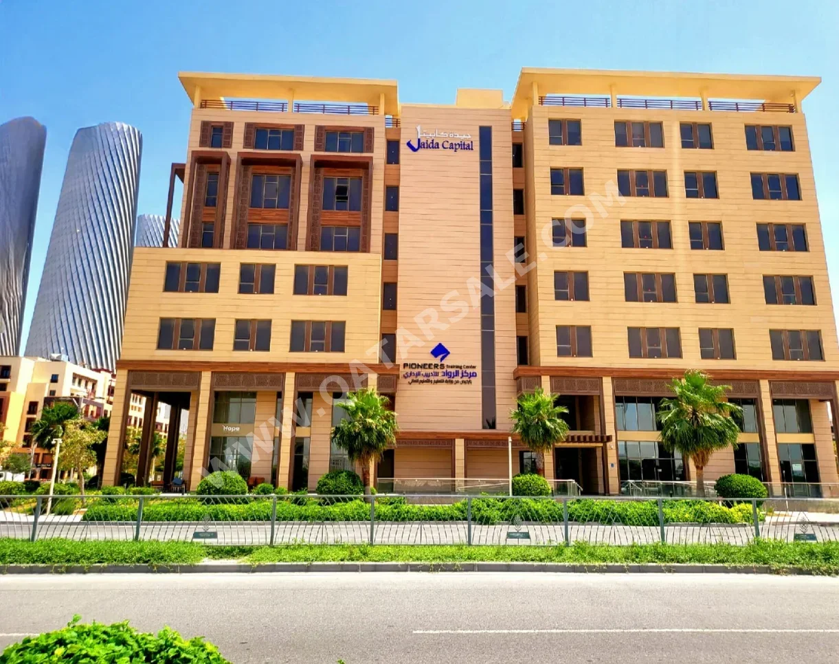 Commercial Offices - Not Furnished  - Lusail  - Fox Hills