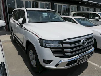 Toyota  Land Cruiser  GXR  2024  Automatic  0 Km  6 Cylinder  Four Wheel Drive (4WD)  SUV  White  With Warranty