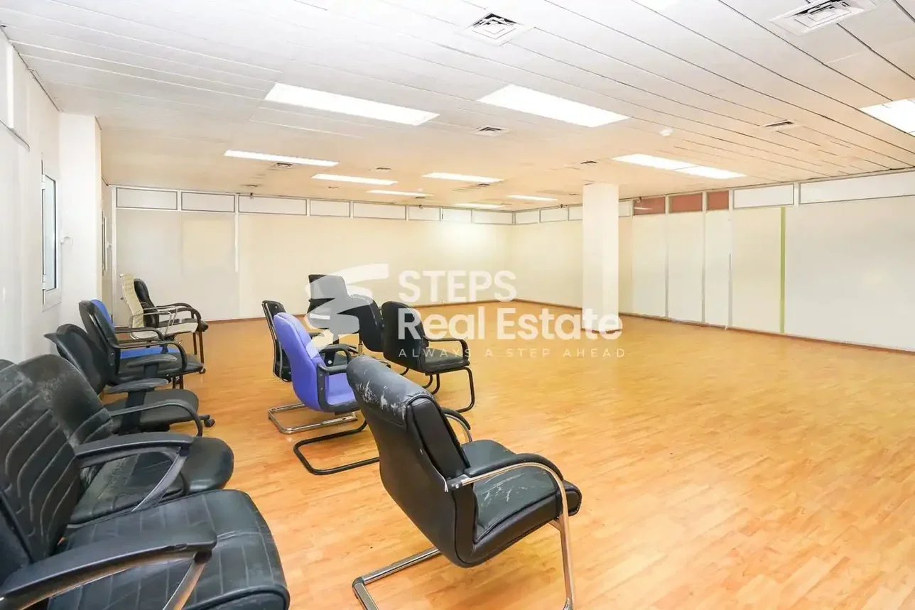 Commercial Offices - Not Furnished  - Doha  - Al Hilal