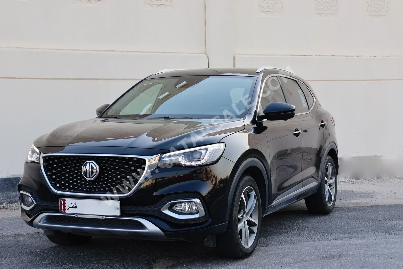 ام جي  أتش إس  4 سلندر  اس يو في ( أي دبليو دي )  أسود  2023