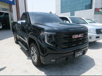 GMC  Sierra  Elevation  2023  Automatic  25,000 Km  8 Cylinder  Four Wheel Drive (4WD)  Pick Up  Black  With Warranty