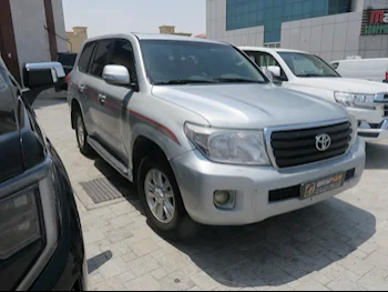 Toyota  Land Cruiser  GXR  2012  Automatic  455,000 Km  6 Cylinder  Four Wheel Drive (4WD)  SUV  Silver