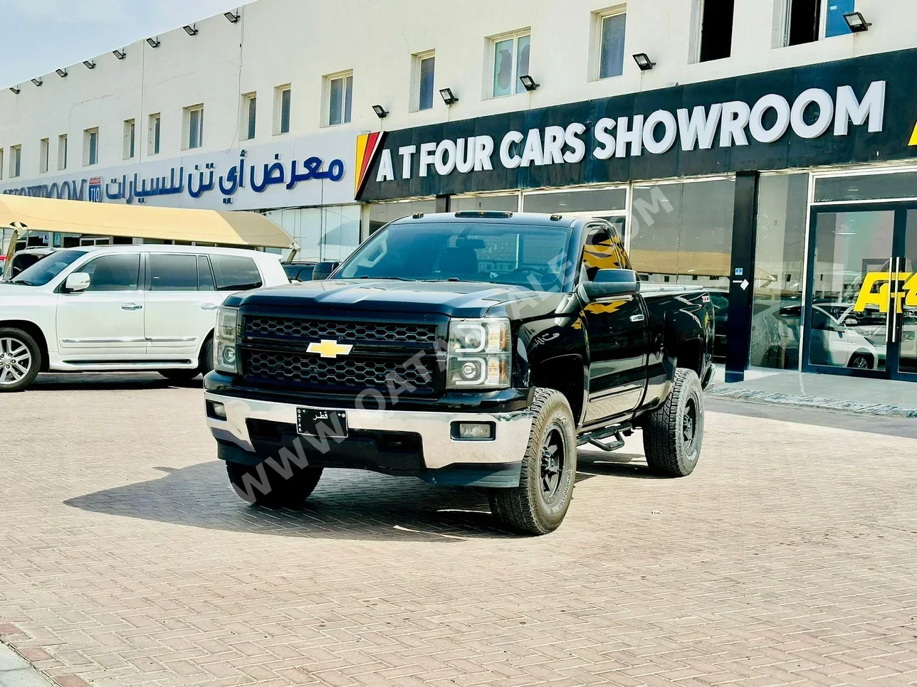 Chevrolet  Silverado  LT  2015  Automatic  166٬000 Km  8 Cylinder  Four Wheel Drive (4WD)  Pick Up  Black