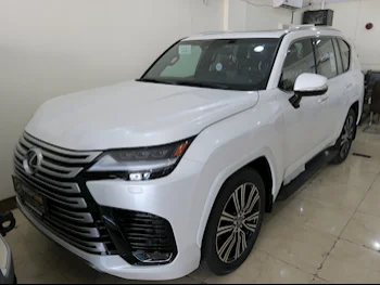  Lexus  LX  600  2024  Automatic  0 Km  6 Cylinder  Four Wheel Drive (4WD)  SUV  White  With Warranty