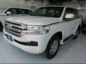 Toyota  Land Cruiser  GXR  2019  Automatic  274,000 Km  6 Cylinder  Four Wheel Drive (4WD)  SUV  White