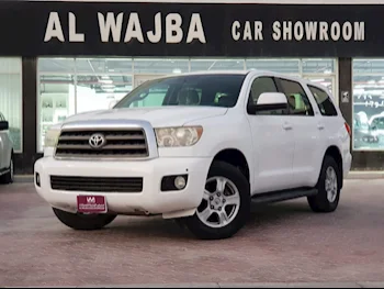 Toyota  Sequoia  SR5  2012  Automatic  273,000 Km  8 Cylinder  Four Wheel Drive (4WD)  SUV  White