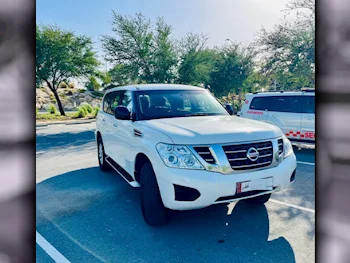 Nissan  Patrol  XE  2017  Automatic  200,000 Km  6 Cylinder  Four Wheel Drive (4WD)  SUV  White