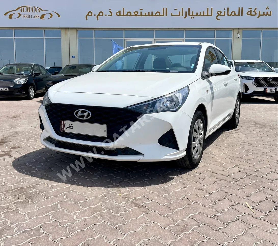 Hyundai  Accent  1.6  2022  Automatic  55,000 Km  4 Cylinder  Front Wheel Drive (FWD)  Sedan  White  With Warranty