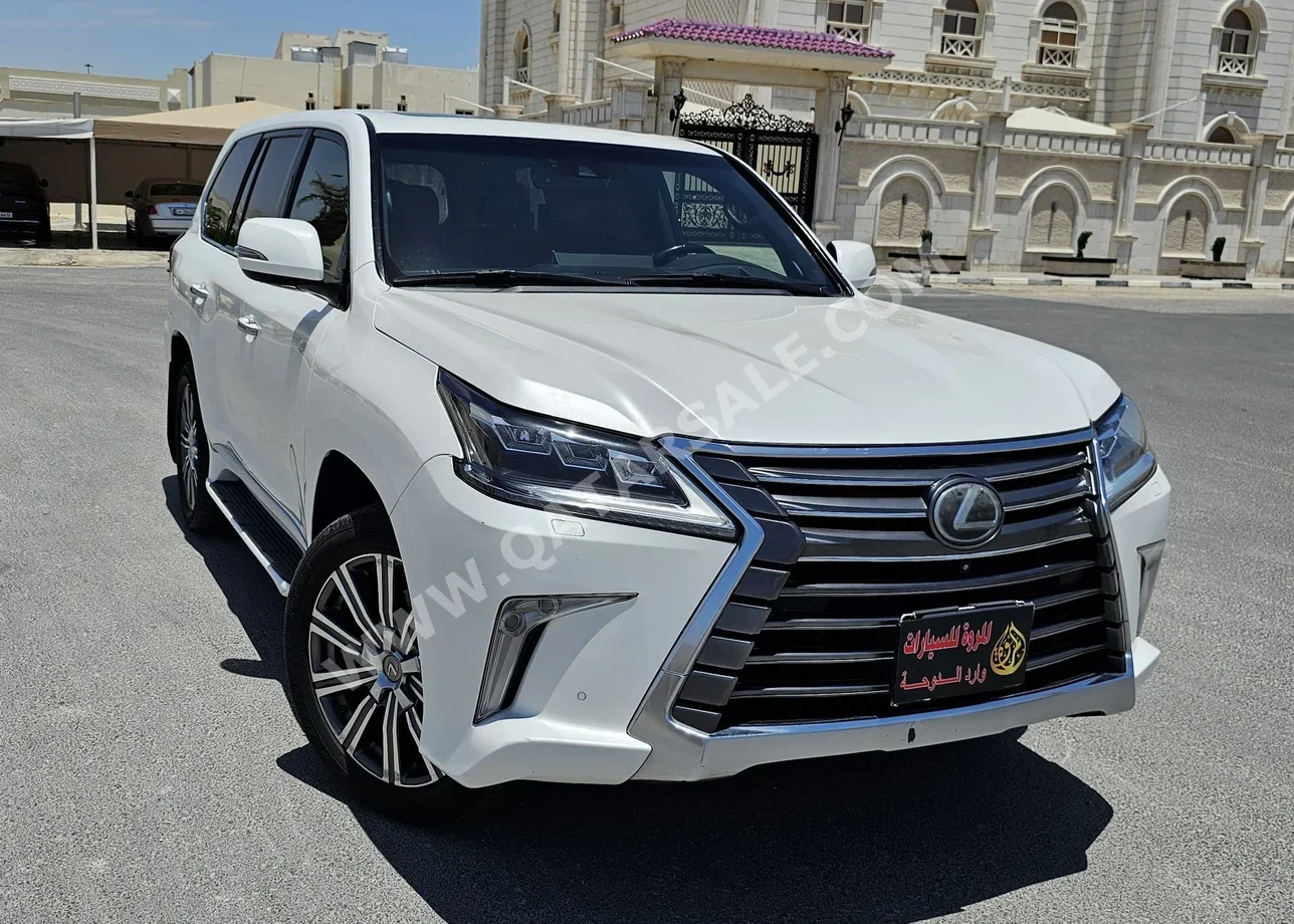 Lexus  LX  570  2016  Automatic  186,000 Km  8 Cylinder  Four Wheel Drive (4WD)  SUV  White