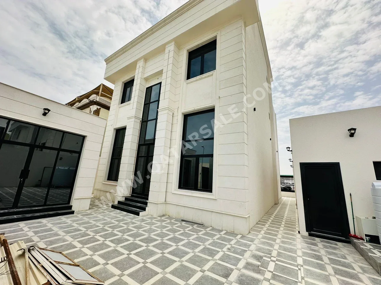 Service  - Not Furnished  - Al Rayyan  - Izghawa  - 6 Bedrooms