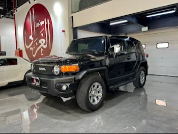  Toyota  FJ Cruiser  2023  Automatic  18,000 Km  6 Cylinder  Four Wheel Drive (4WD)  SUV  Black  With Warranty