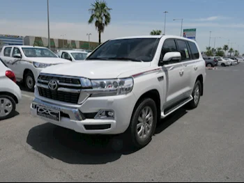 Toyota  Land Cruiser  GXR  2021  Automatic  45,000 Km  6 Cylinder  Four Wheel Drive (4WD)  SUV  White