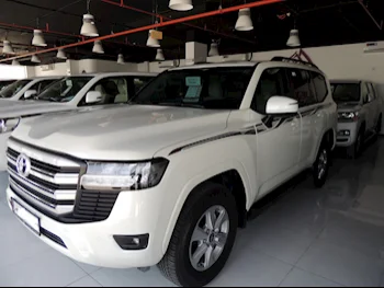  Toyota  Land Cruiser  GXR  2024  Automatic  8,000 Km  6 Cylinder  Four Wheel Drive (4WD)  SUV  White  With Warranty