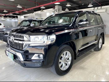 Toyota  Land Cruiser  GXR  2021  Automatic  145,000 Km  6 Cylinder  Four Wheel Drive (4WD)  SUV  Black