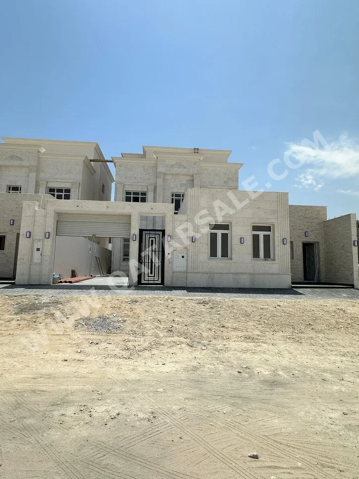 Family Residential  - Not Furnished  - Al Daayen  - Umm Qarn  - 7 Bedrooms