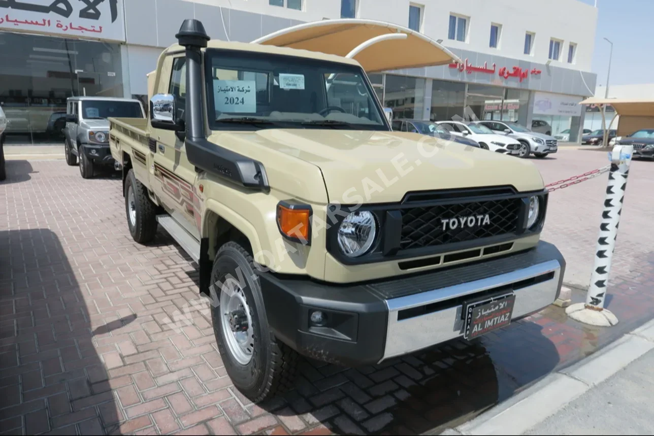 Toyota  Land Cruiser  LX  2024  Manual  0 Km  8 Cylinder  Four Wheel Drive (4WD)  Pick Up  Beige  With Warranty