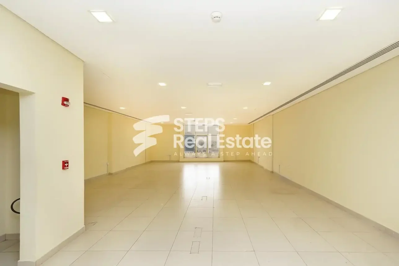 Commercial Offices - Not Furnished  - Al Rayyan  - Abu Hamour