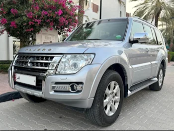 Mitsubishi  Pajero  GLS  2017  Automatic  75,000 Km  6 Cylinder  Four Wheel Drive (4WD)  SUV  Light Gray