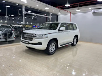 Toyota  Land Cruiser  GXR  2021  Automatic  123,000 Km  6 Cylinder  Four Wheel Drive (4WD)  SUV  White