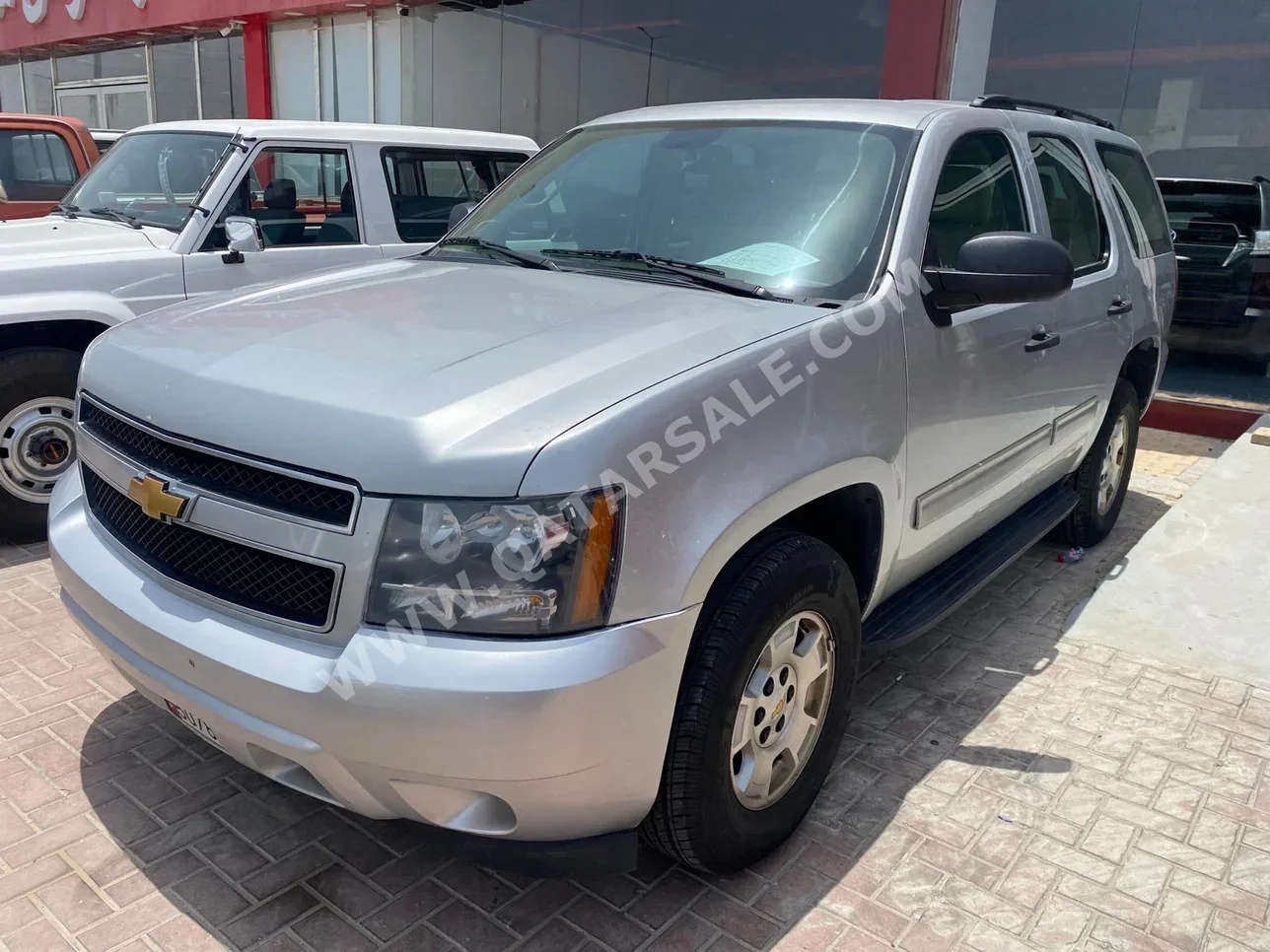 Chevrolet  Tahoe  2012  Automatic  228,000 Km  8 Cylinder  Four Wheel Drive (4WD)  SUV  Silver