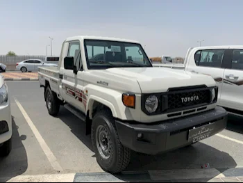  Toyota  Land Cruiser  LX  2024  Automatic  0 Km  6 Cylinder  Four Wheel Drive (4WD)  Pick Up  White  With Warranty