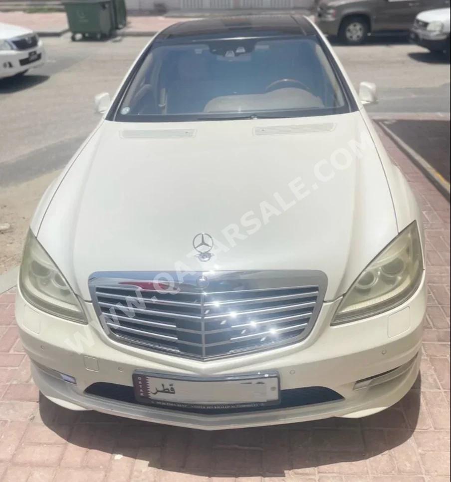 Mercedes-Benz  S-Class  500  2011  Automatic  116,600 Km  8 Cylinder  Rear Wheel Drive (RWD)  Sedan  Pearl