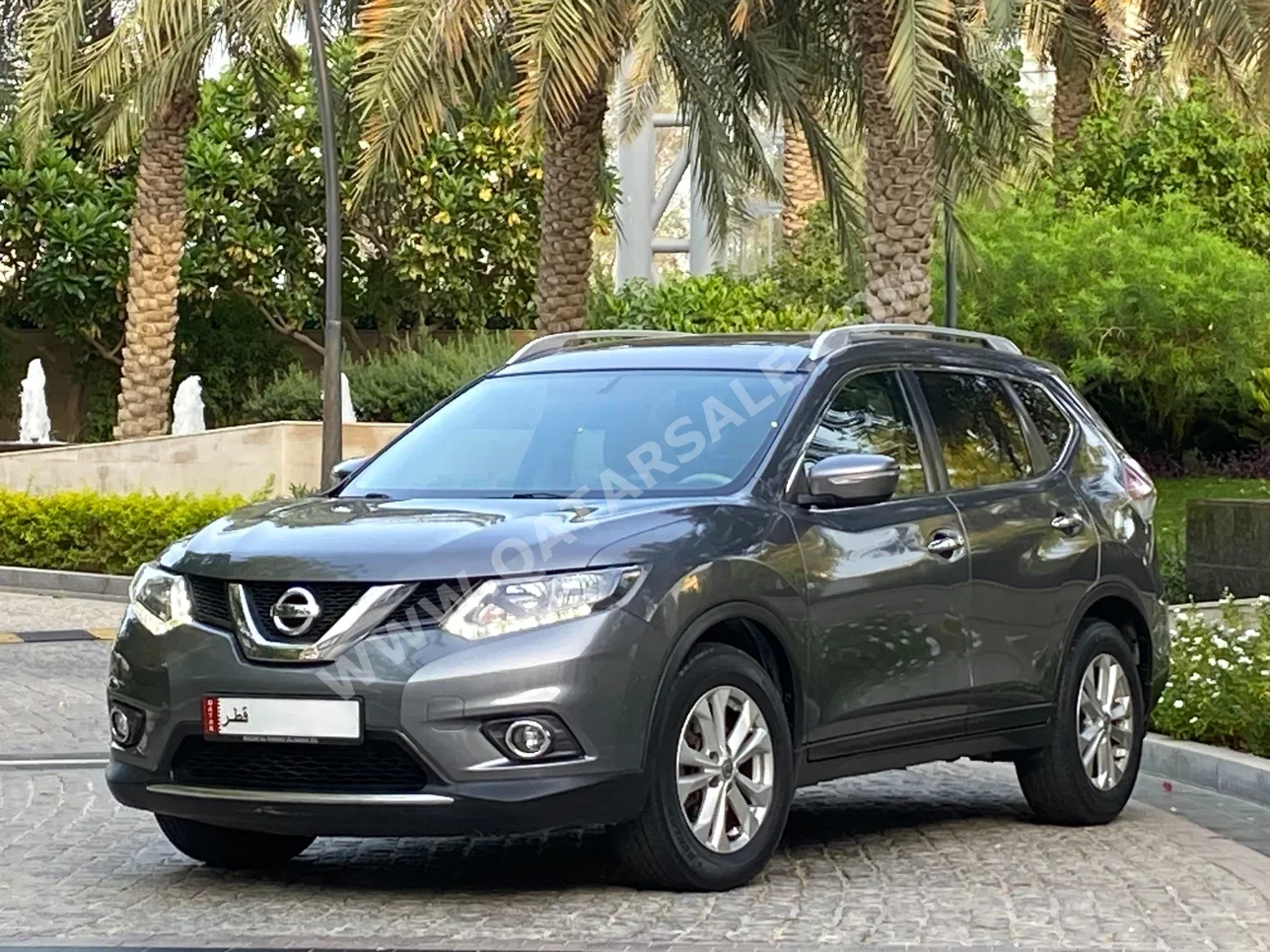 Nissan  X-Trail  SV  2016  Automatic  37,000 Km  4 Cylinder  Four Wheel Drive (4WD)  SUV  Gray