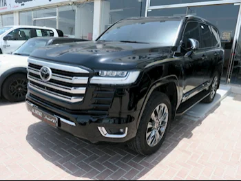 Toyota  Land Cruiser  VXR Twin Turbo  2023  Automatic  39,000 Km  6 Cylinder  Four Wheel Drive (4WD)  SUV  Black  With Warranty