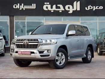 Toyota  Land Cruiser  GXR  2021  Automatic  85,000 Km  6 Cylinder  Four Wheel Drive (4WD)  SUV  Silver