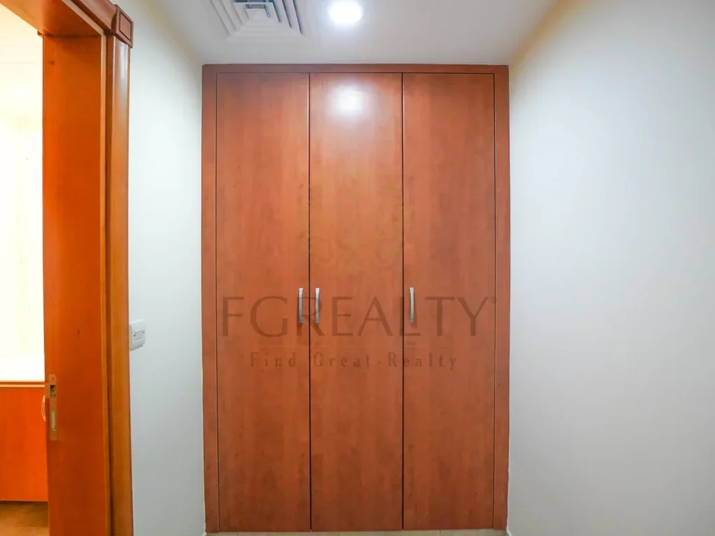 1 Bedrooms  Apartment  For Rent  in Doha -  The Pearl  Fully Furnished