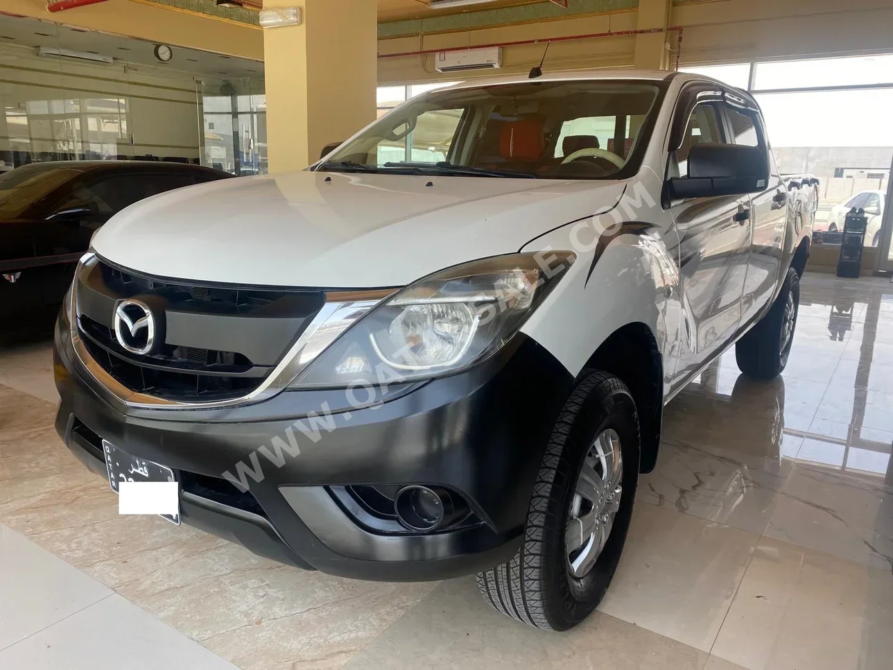 Mazda  BT-50  2016  Manual  180,000 Km  4 Cylinder  Four Wheel Drive (4WD)  Pick Up  White