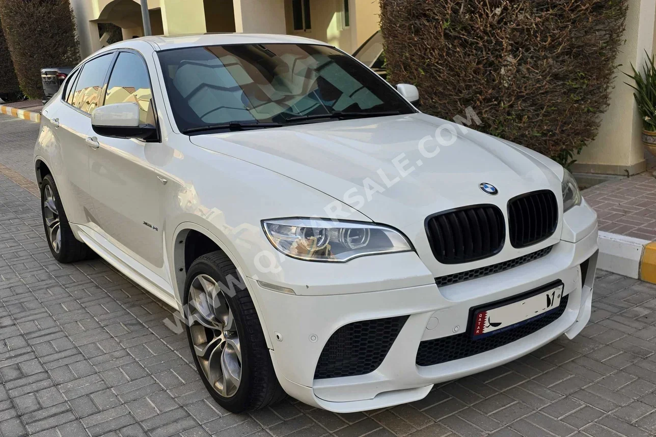 BMW  X-Series  X6 50i  2013  Automatic  106,800 Km  8 Cylinder  Four Wheel Drive (4WD)  SUV  White