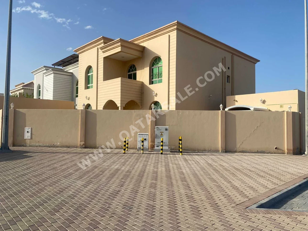Family Residential  - Not Furnished  - Al Daayen  - Al Khisah  - 6 Bedrooms