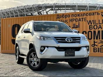 Toyota  Fortuner  2020  Automatic  50,000 Km  4 Cylinder  Four Wheel Drive (4WD)  SUV  White