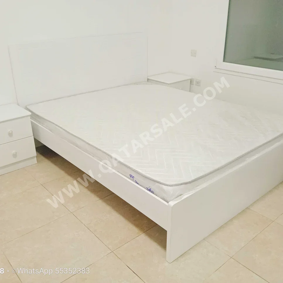 Beds - King  - White  - Mattress Included  - With Bedside Table