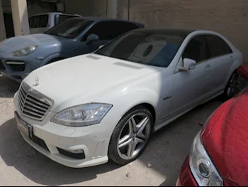 Mercedes-Benz  S-Class  350  2009  Automatic  139,000 Km  6 Cylinder  Rear Wheel Drive (RWD)  Sedan  White