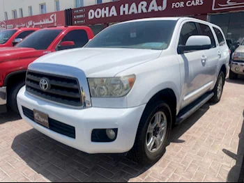 Toyota  Sequoia  2012  Automatic  277,000 Km  8 Cylinder  Four Wheel Drive (4WD)  SUV  White