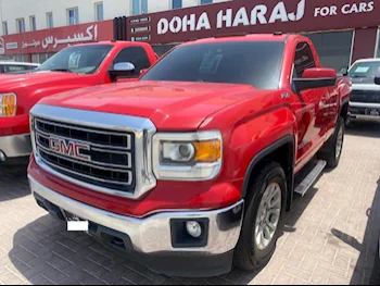 GMC  Sierra  1500  2014  Automatic  227,000 Km  8 Cylinder  Four Wheel Drive (4WD)  Pick Up  Red