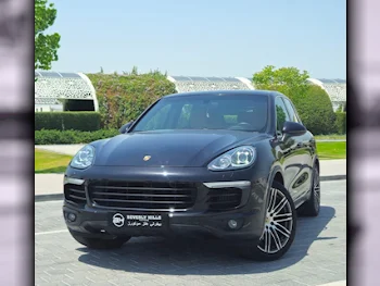 Porsche  Cayenne  S  2015  Automatic  159,500 Km  6 Cylinder  Four Wheel Drive (4WD)  SUV  Black